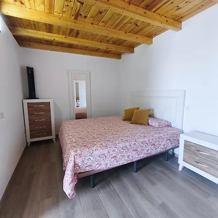 Salinas Apartment